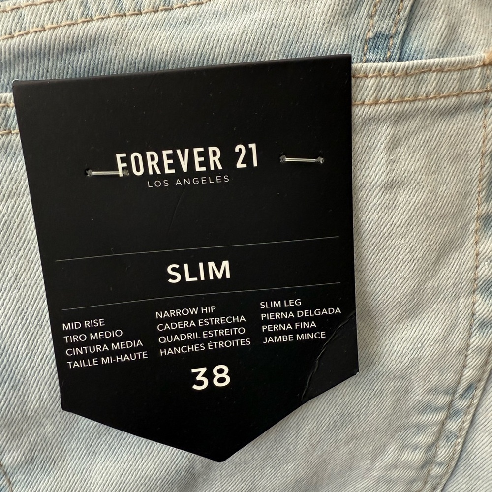 Forever 21  Slim Jeans in Light Blue